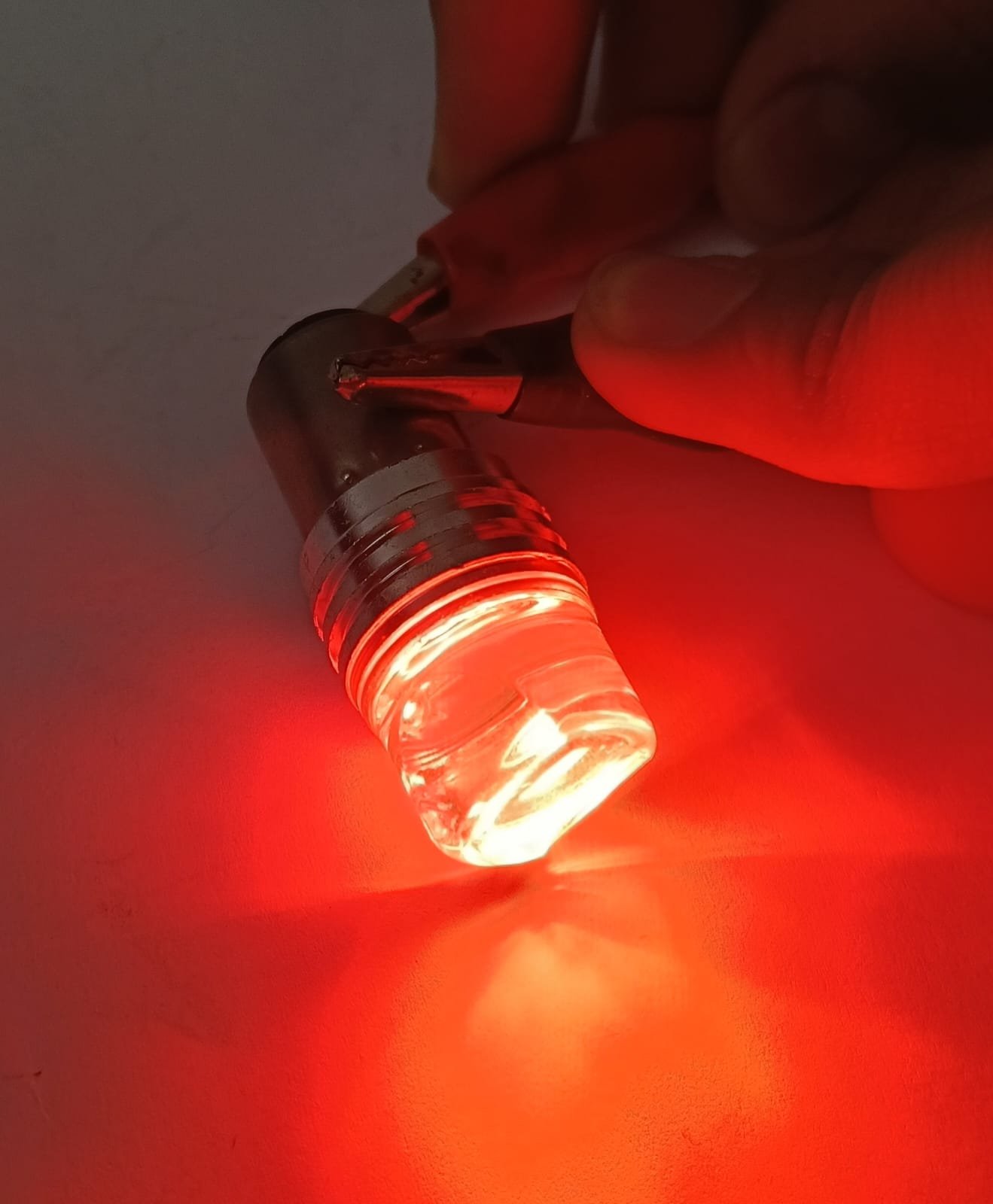 BOMBILLO 1034 STOP LABIAL 9 LED ROJO FLASH